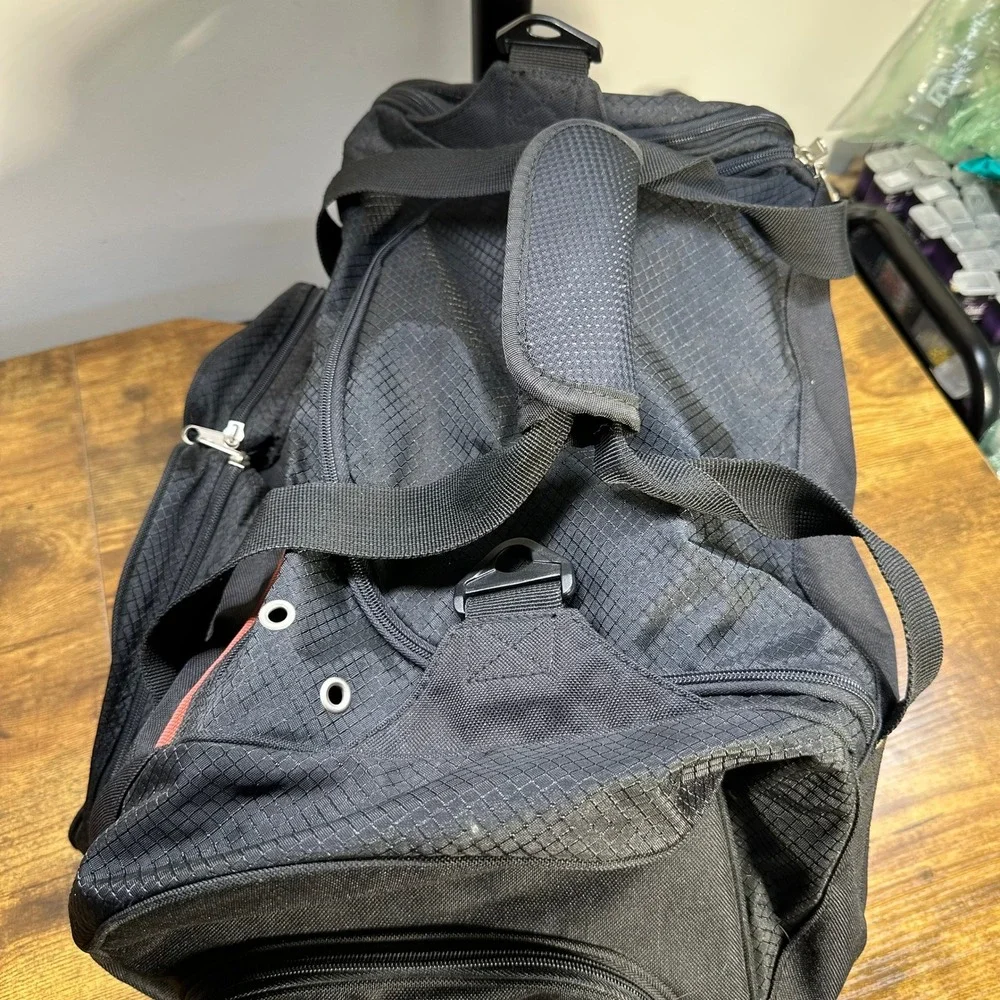 Callaway Golf OGIO Black Duffel Bag Travel‎ Gym Carry On Ripstop Multi-Pocket